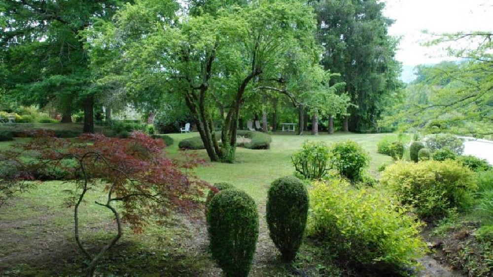 Jardin de l'ancien couvent de Meyronne